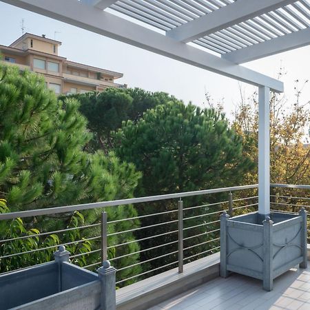 Eco Apartments Червия Екстериор снимка