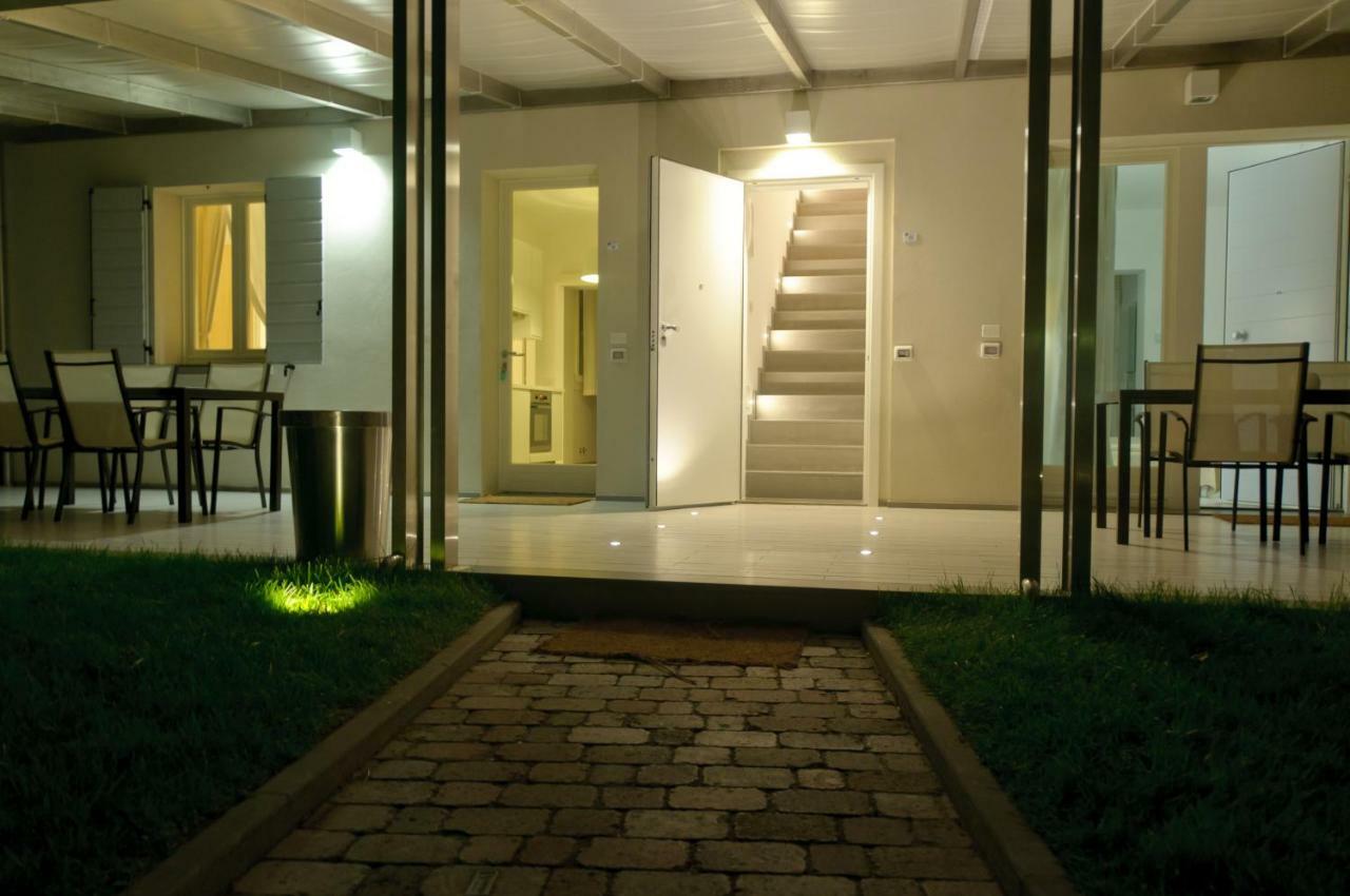 Eco Apartments Червия Екстериор снимка