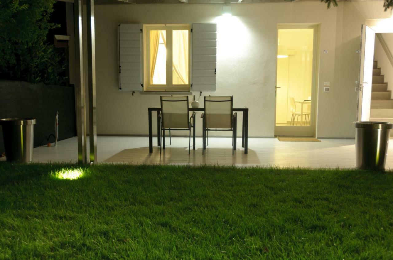 Eco Apartments Червия Екстериор снимка